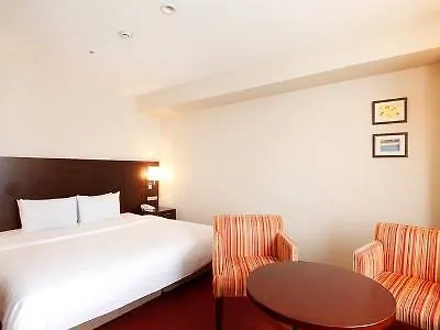 Art Hotel Nippori Lungwood Tokyo 4*,
